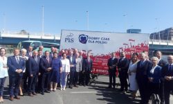 Billboard wyborczy PiS-u rusza na podbój Podkarpacia 