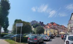 Tablice na Mickiewicza muszą zniknąć! Konserwator nakazuje, Ratusz protestuje...