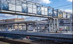 Pierwsi podróżni w tunelu pod torami w Rzeszowie