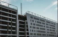 Czy warto ubezpieczyć mieszkanie w stanie deweloperskim?