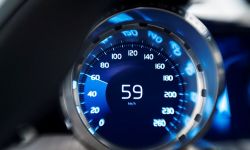 Koronawirus, a liczba ofiar na drogach. Volvo Car Poland apeluje do kierowców - wolniejsza jazda, mniej ludzi w szpitalach !