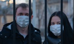 Od 1 kwietnia nowe zakazy. Będzie trudniej wytrzymać. Godziny na zakupy tylko dla starszych