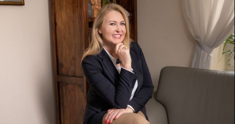 Europosłanka Elżbieta Łukacijewska rozda 1000 maseczek ochronnych