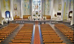 Do 170 osób na mszy św. w diecezji rzeszowskiej. Rząd łagodzi przepisy