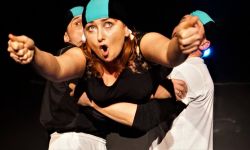 "Kroniki podwórkowe" w scenerii ulicy Reformackiej w Rzeszowie