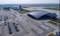 Więcej pasażerów na lotnisku w Jasionce. Od sierpnia loty do Turcji