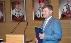 Od pierwszego września Politechnika Rzeszowska ma nowego rektora i prorektorów