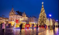 Centrum Rzeszowa już świątecznie oświetlone