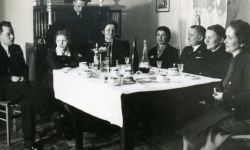 Przy herbacie o przedwojennej Stalowej Woli