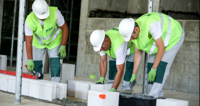 Prace murarskie - najważniejsza pierwsza warstwa