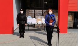 Każdy mieszkaniec Podkarpacia otrzyma 4 maseczki. Codziennie ponad 1300 zakażeń 