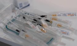 Wykonano już ponad 6,4 mln szczepień, z czego ponad 2 mln dwiema dawkami