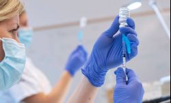 W Wielką Sobotę w Polsce ponad 31,7 tys. szczepień przeciw COVID-19