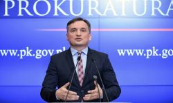 Ziobro: Pytanie o związek pomiędzy wypowiedziami Tuska a decyzją sądu ws. Nowaka