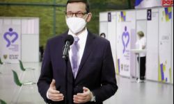 Morawiecki zapowiada od 10 maja zapisy na szczepienia dla wszystkich chętnych 
