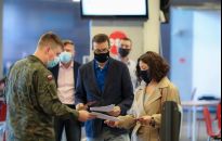 Premier Morawiecki wraz z żoną zaszczepili się pierwszą dawką szczepionki AstraZeneca