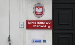 Placówki medyczne mają czas na rozliczenie umów za 2020 r. do końca grudnia 2021