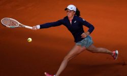 Turniej WTA w Madrycie - Świątek wygrała z Siegemund po 11. piłce meczowej