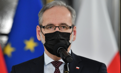 Siedmiodniowa średnia nowych zakażeń koronawirusem spadła do ok. 4 tys.