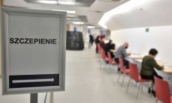 W Polsce ponad 5,5 mln osób jest w pełni zaszczepionych przeciw COVID-19