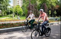 Konrad Fijołek z prezydentem Poznania. Rowerem po mieście