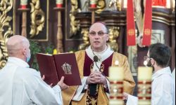 Prymas: czas ograniczeń zrodził tęsknotę za Eucharystią