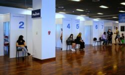 Wykonano 21,3 mln szczepień przeciw COVID-19, w pełni zaszczepionych jest 7,7 mln osób