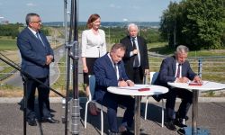 Jarosław Kaczyński wspiera kampanię Ewy Leniart