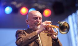 Toast Urodzinowy i wystawa fotografii dla Tomasza Stańko