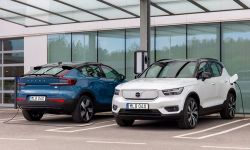 Preferencyjne stawki i uproszczone procedury ładowania aut elektrycznych - nowa oferta Volvo Cars
