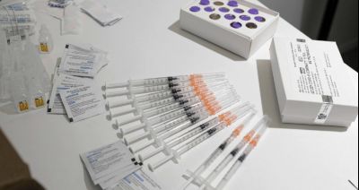 W przyszłym tygodniu do Polski dotrze 1,5 mln szczepionek Pfizera i 470 tys. Jannsena