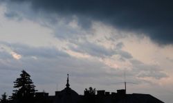 Synoptyk IMGW: w niedzielę przelotne opady deszczu i burze niemal w całym kraju