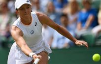 Iga Świątek przegrała z tunezyjską tenisistką Ons Jabeur w 1/8 finału Wimbledonu