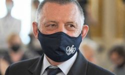 Prokuratura wnioskuje o uchylenie immunitetu szefowi NIK Marianowi Banasiowi
