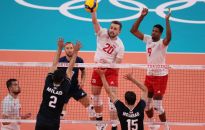 Tokio - falstart siatkarzy, wygrana Świątek, tłumy kibiców na kolarstwie