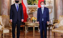 Prezydent Andrzej Duda spotkał się w Tokio z premierem Japonii