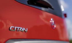 Praktyczna pomoc w tle: Nowy Mercedes-Benz Citan z rozwiązaniami wspierającymi komfort codziennej pracy