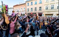 Breakout Days. Wspólne granie dla Nalepy. Także w sieci