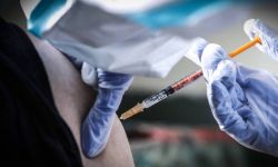 Podano już blisko 35 mln szczepionek przeciw COVID-19, zgłoszono 14,1 tys. niepożądanych odczynów