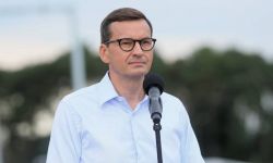 Premier: podjęliśmy decyzję o posłaniu do Afganistanu samolotów, by ewakuować obywateli polskich i pracowników misji