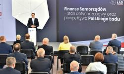 Premier przedstawił Polski Ład dla samorządów, wśród rozwiązań dodatkowe 8 mld zł w IV kwartale