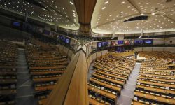 UE: Parlament Europejski przyjął rezolucję ws. wolności mediów i praworządności w Polsce