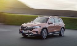 EQB: w pełni elektryczny kompaktowy SUV oferujący nawet 7 miejsc