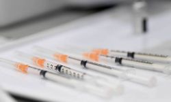 Ponad 19 mln 374 tys. osób w Polsce jest w pełni zaszczepionych przeciwko COVID-19