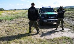 SG: w piątek odnotowano prawie 600 prób nielegalnego przekroczenia granicy; zatrzymano jednego imigranta