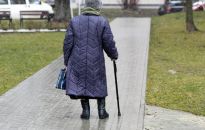 Prezes ZUS: pierwsze czternastki na konta emerytów i rencistów trafią w październiku