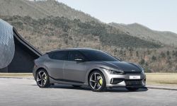 Kia EV6. Szybsza od Ferrari, bardziej zaawansowana od Tesli