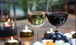 Sztuka wznoszenia toastów