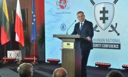 Prezydent w Wilnie: widmo konfliktu zbrojnego powróciło do naszej części Europy