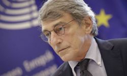 Sassoli: PE pozwie KE za niestosowanie rozporządzenia ws. mechanizmu warunkowości w budżecie UE